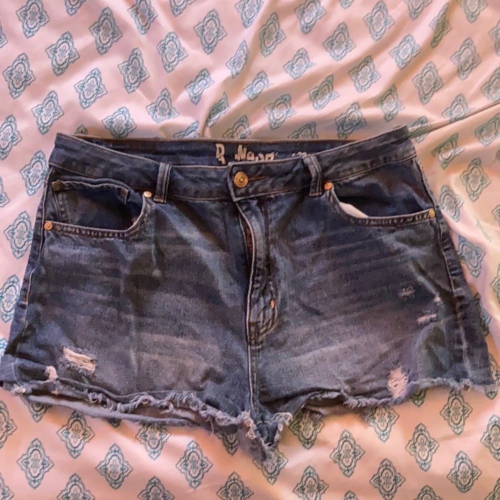 Slightly worn REWASH dark wash Jean shorts
